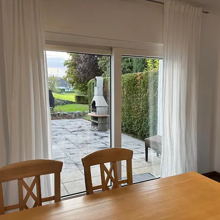 Διαμέρισμα Westerwald - Grosse Ferienhaus, Zentral Und Ruhig, Einfach Gut! Heiligenroth