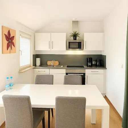 Westerwald - Grosse Ferienhaus, Zentral Und Ruhig, Einfach Gut!