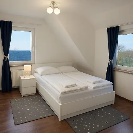 Westerwald - Grosse Ferienhaus, Zentral Und Ruhig, Einfach Gut! * Heiligenroth