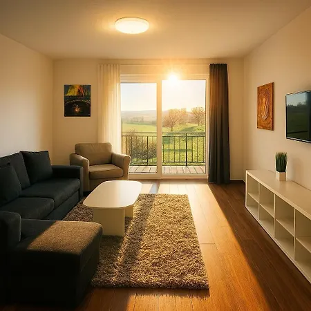 Westerwald - Grosse Ferienhaus, Zentral Und Ruhig, Einfach Gut! Διαμέρισμα *