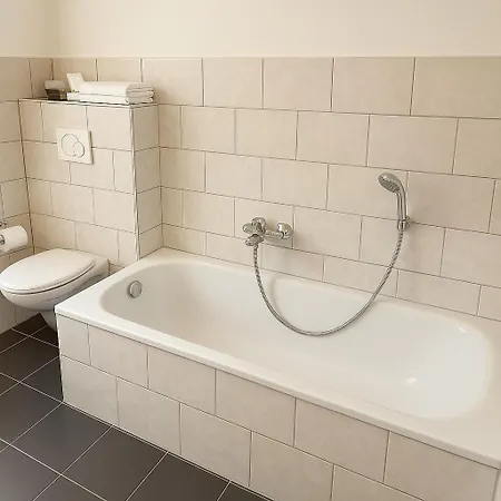 Westerwald - Grosse Ferienhaus, Zentral Und Ruhig, Einfach Gut! Appartement