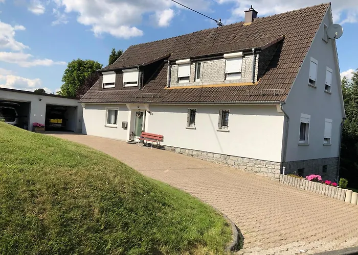 Westerwald - Grosse Ferienhaus, Zentral Und Ruhig, Einfach Gut! * Heiligenroth