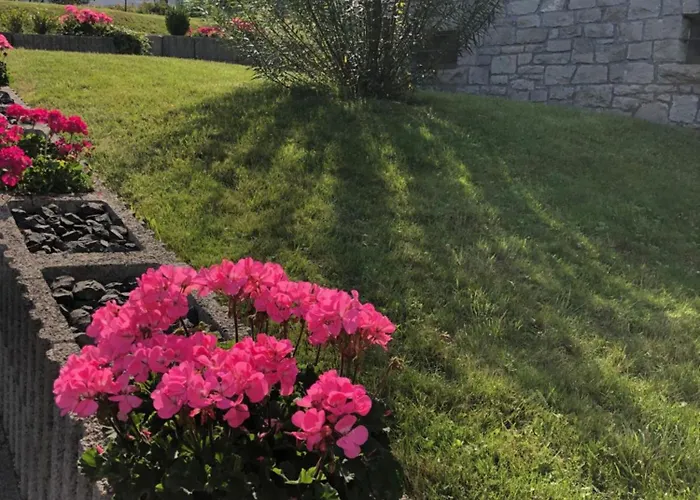 Westerwald - Grosse Ferienhaus, Zentral Und Ruhig, Einfach Gut! Lägenhet *