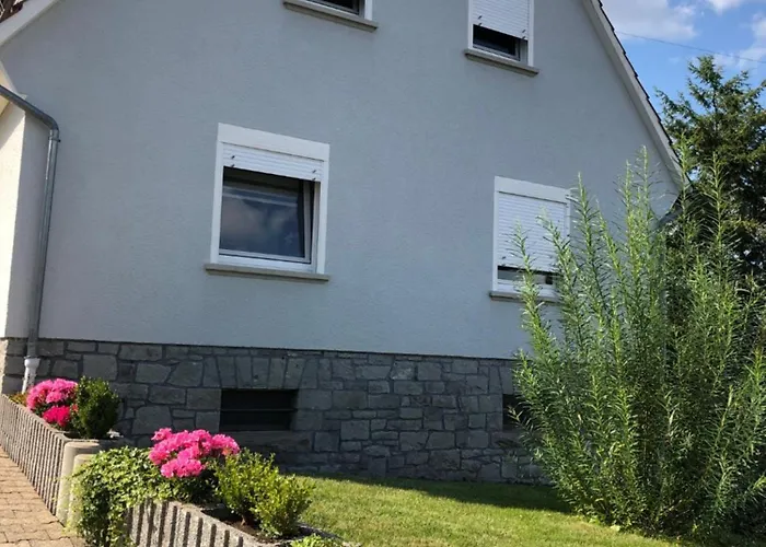 Westerwald - Grosse Ferienhaus, Zentral Und Ruhig, Einfach Gut! Lägenhet *